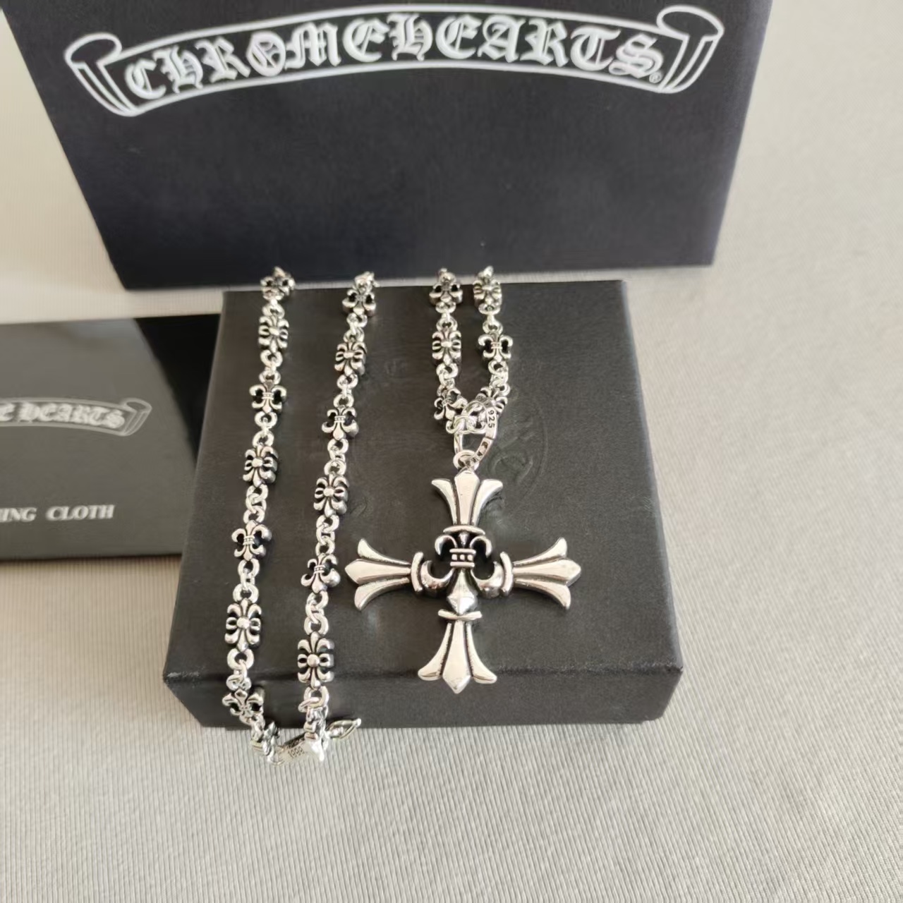 「Chrome Hearts」アクセサリー