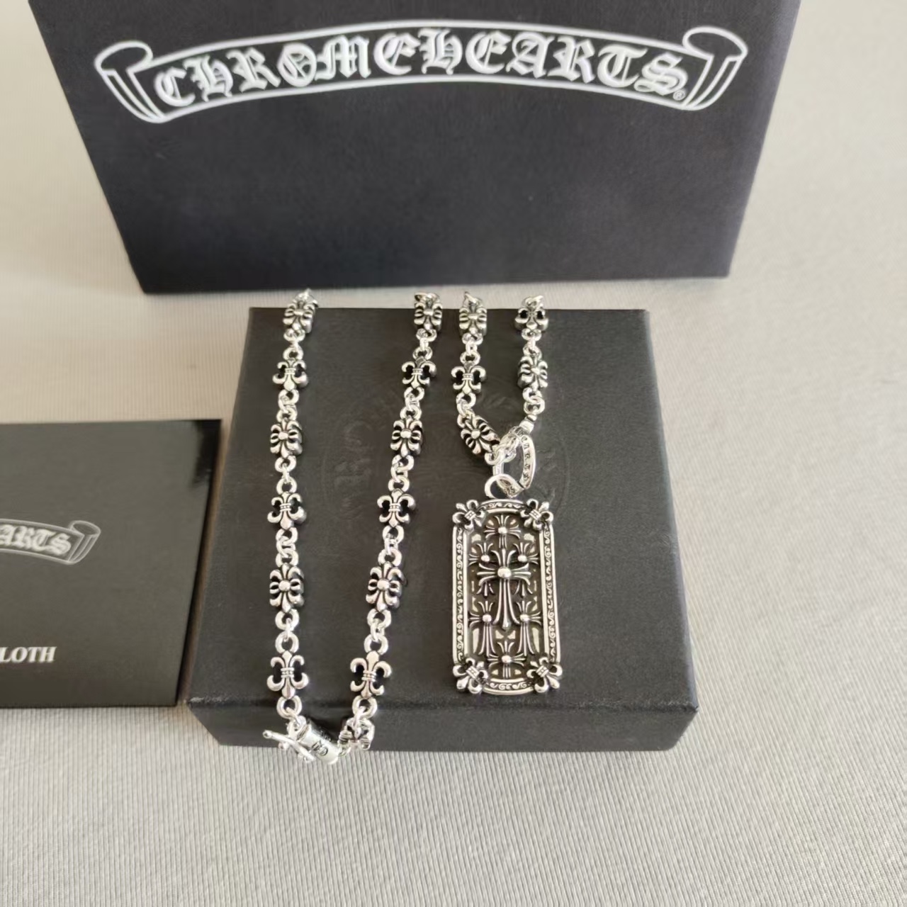 「Chrome Hearts」アクセサリー