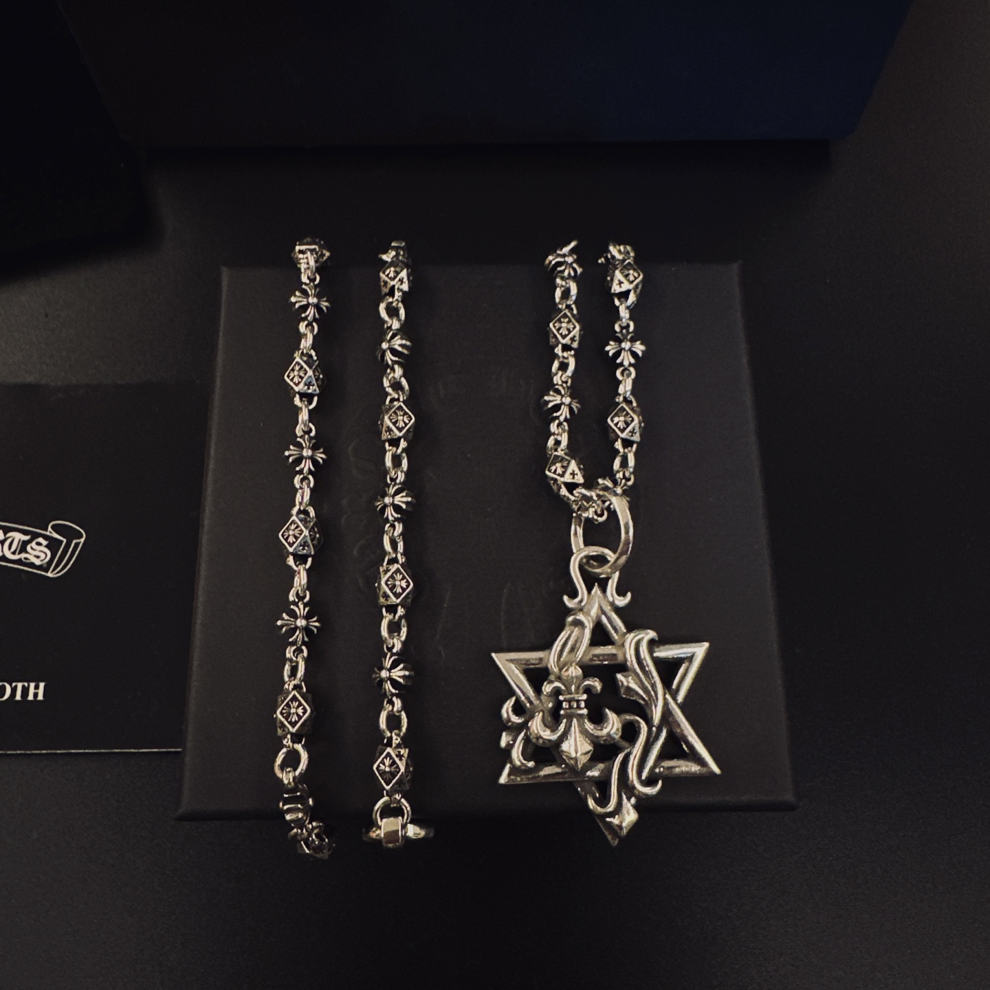 「Chrome Hearts」アクセサリー