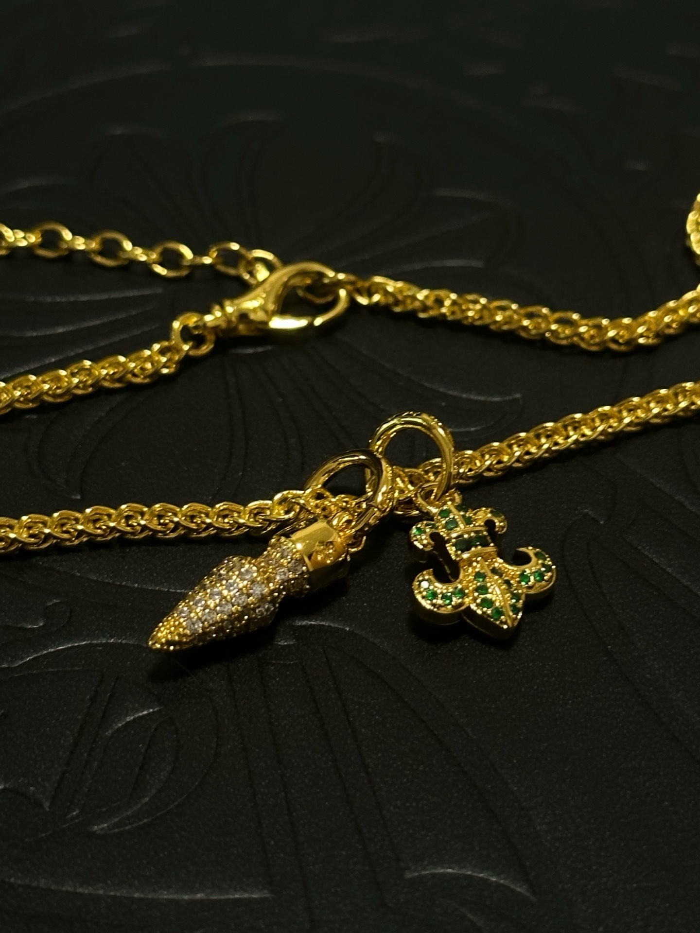 「Chrome Hearts」アクセサリー