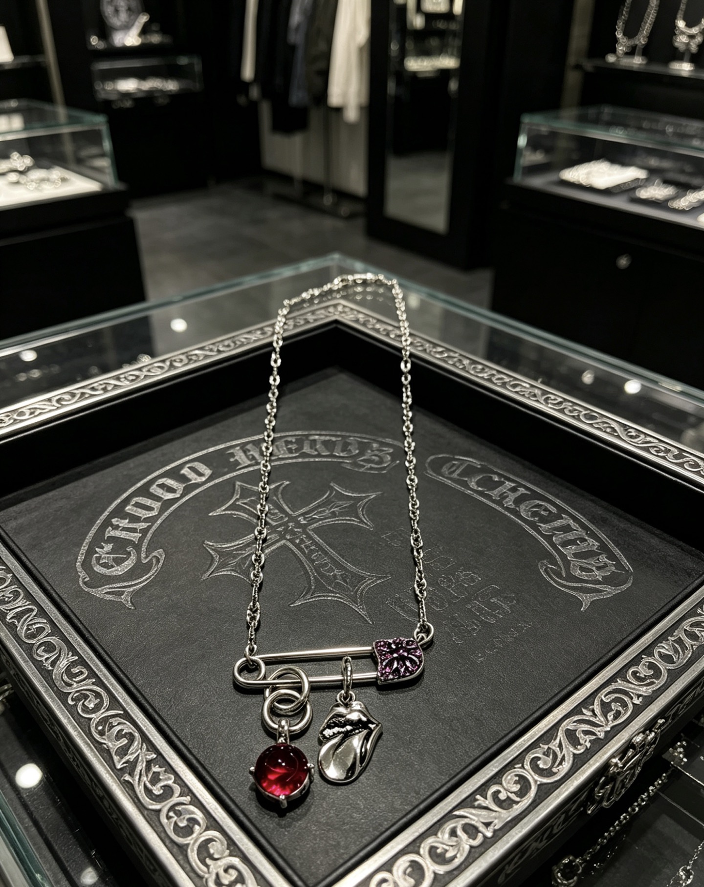 「Chrome Hearts」アクセサリー