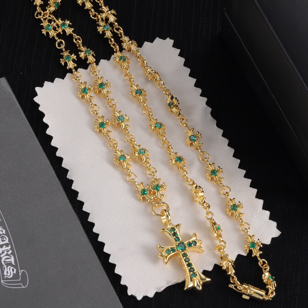 「Chrome Hearts」アクセサリー