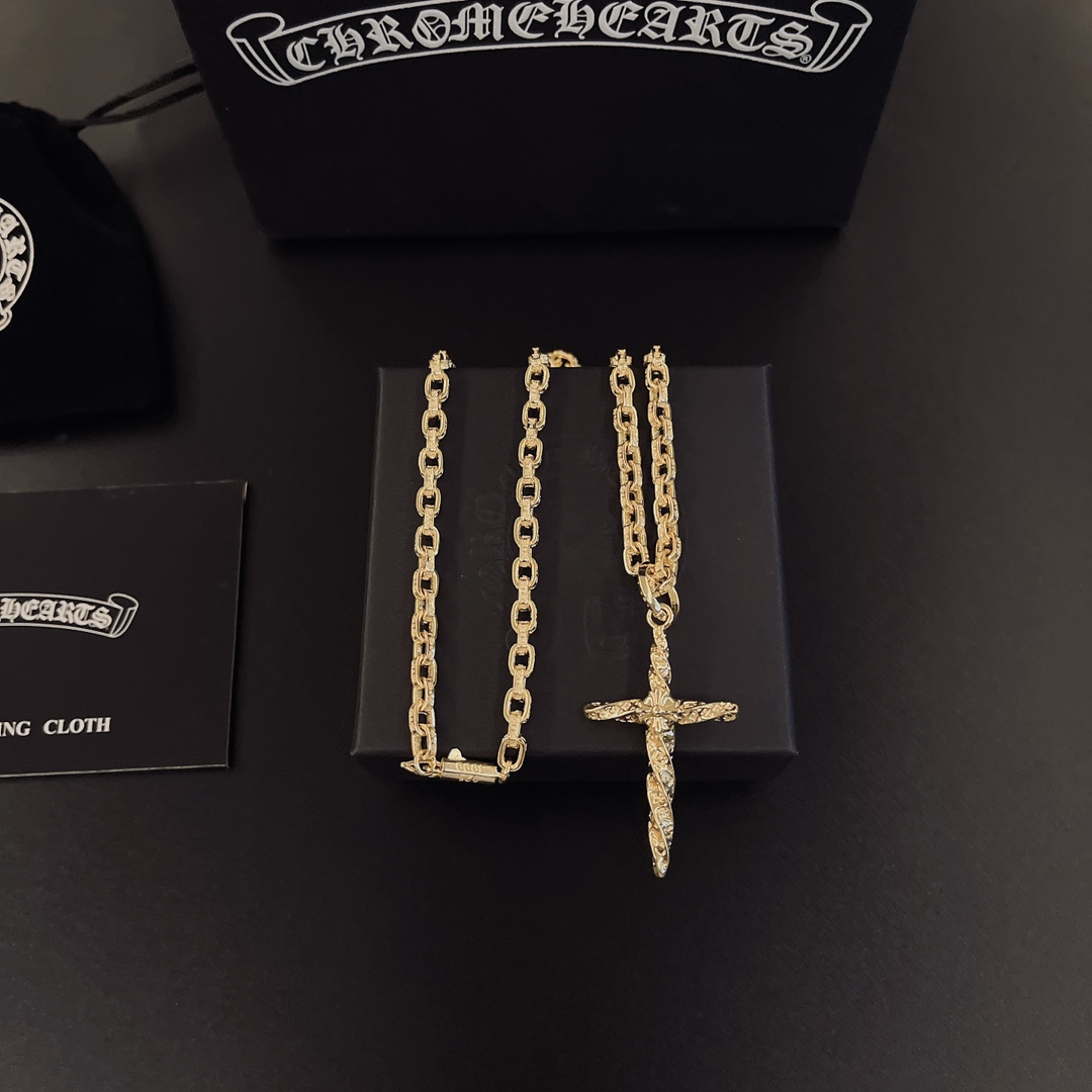 「Chrome Hearts」アクセサリー