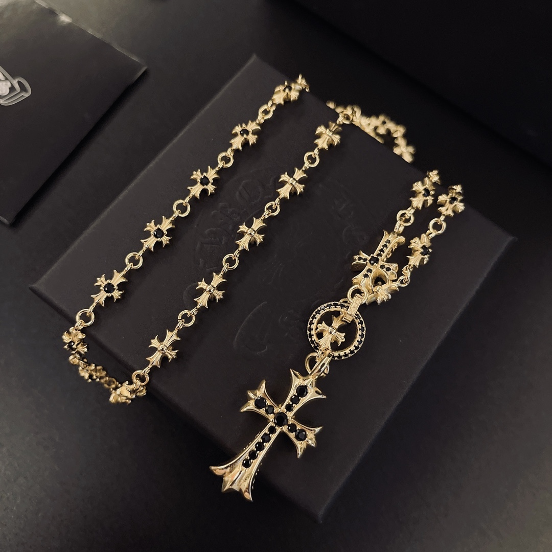 「Chrome Hearts」アクセサリー