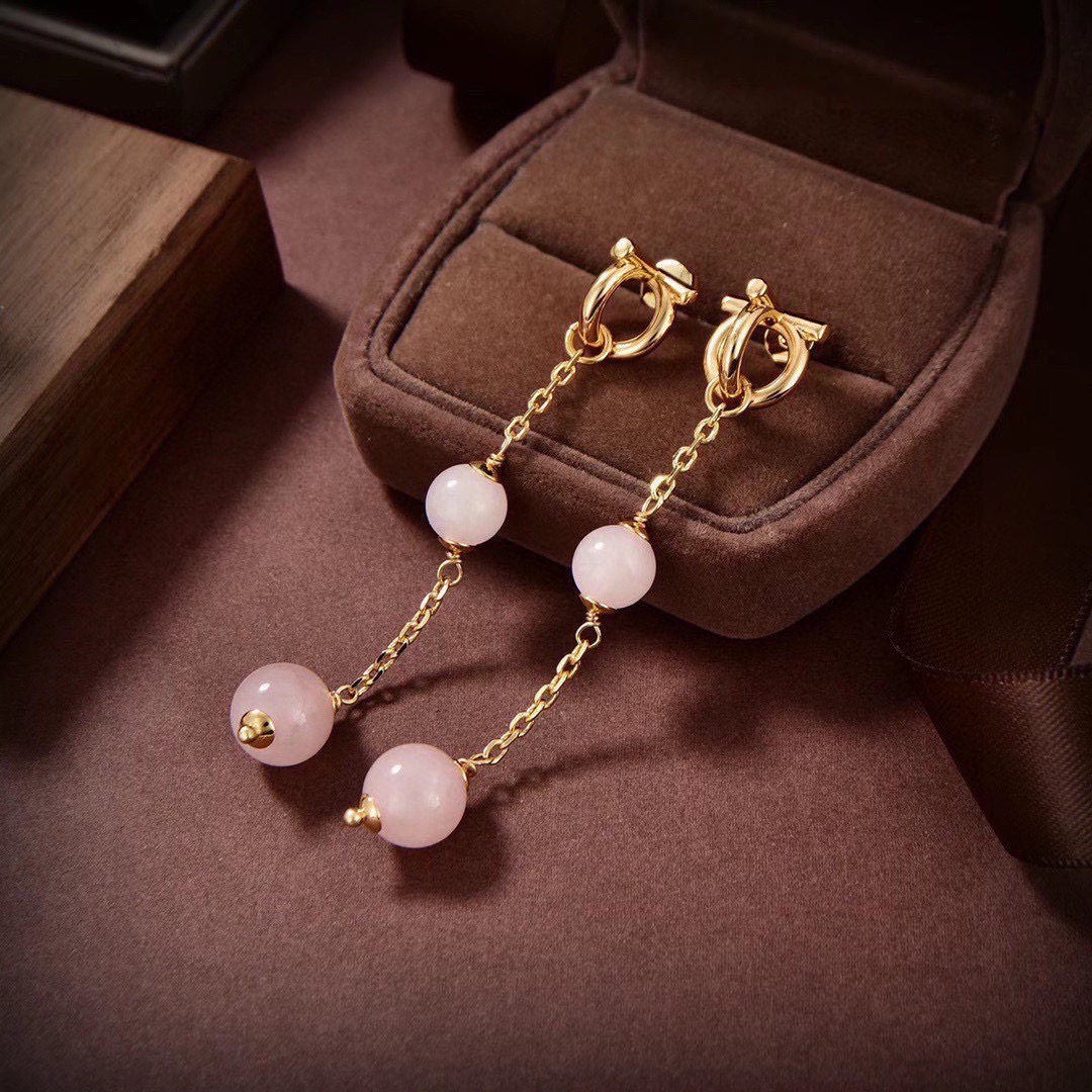 菲拉格慕「Ferragamo」ピアス
