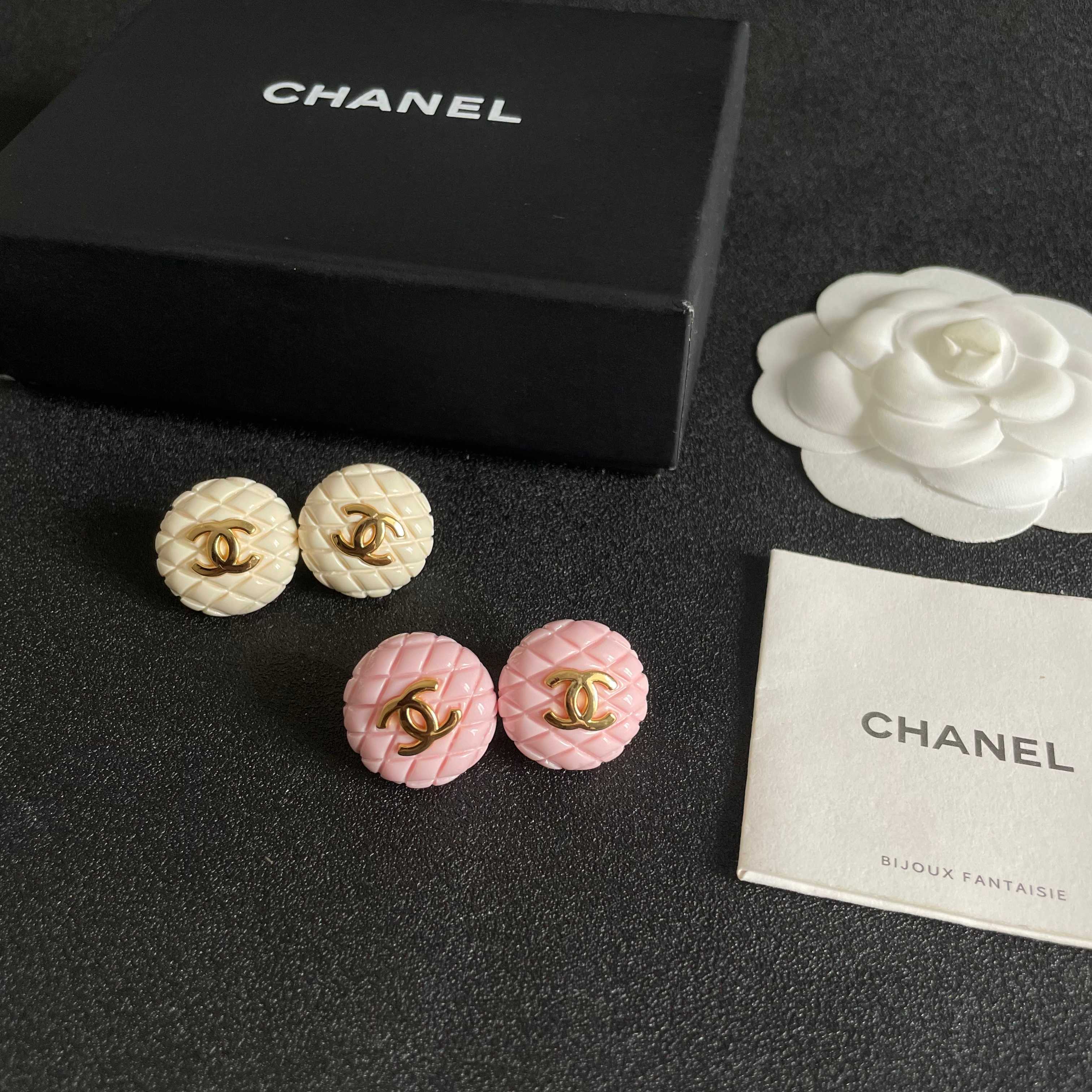 シャネル「CHANEL」ピアス