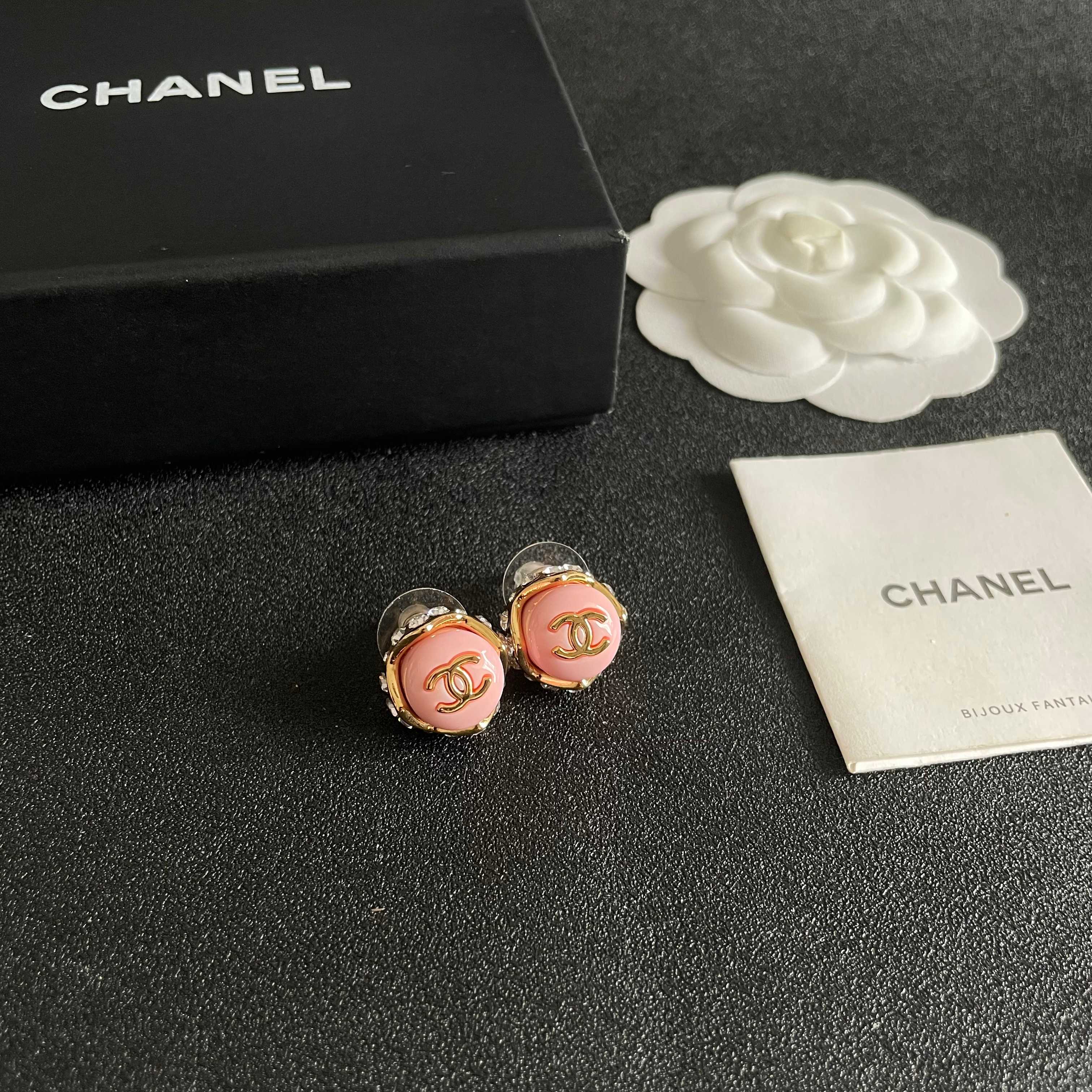 シャネル「CHANEL」ピアス