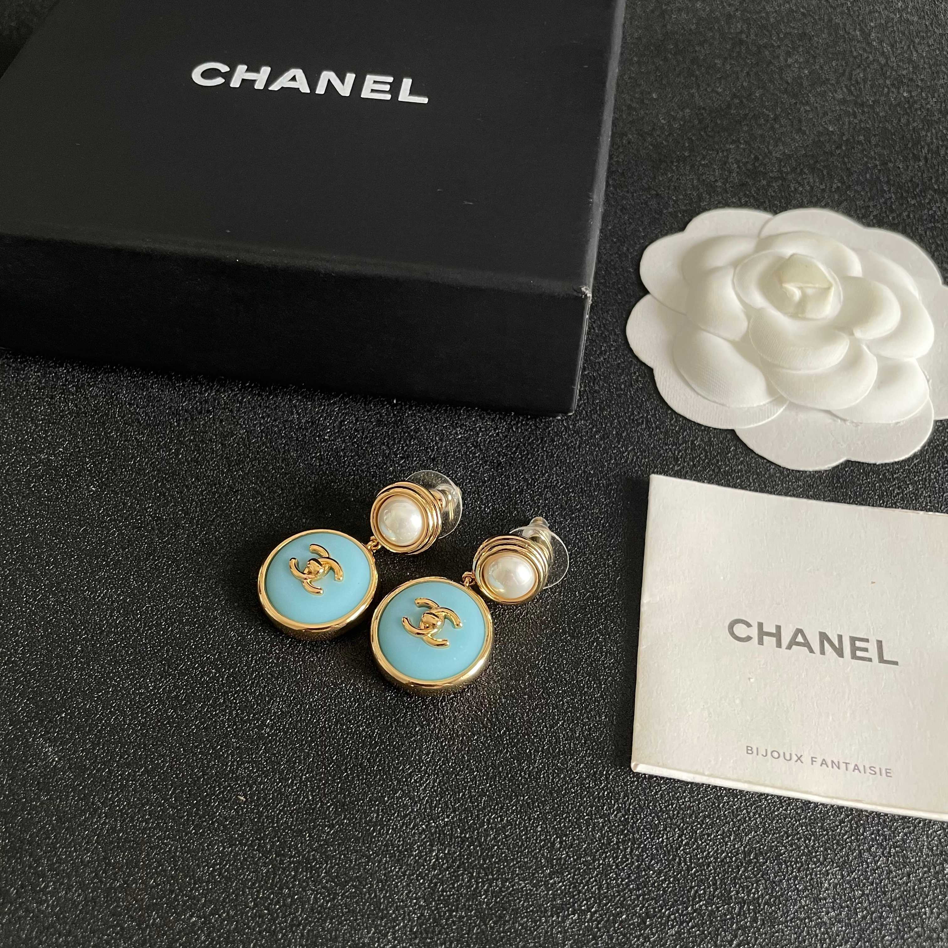 シャネル「CHANEL」ピアス