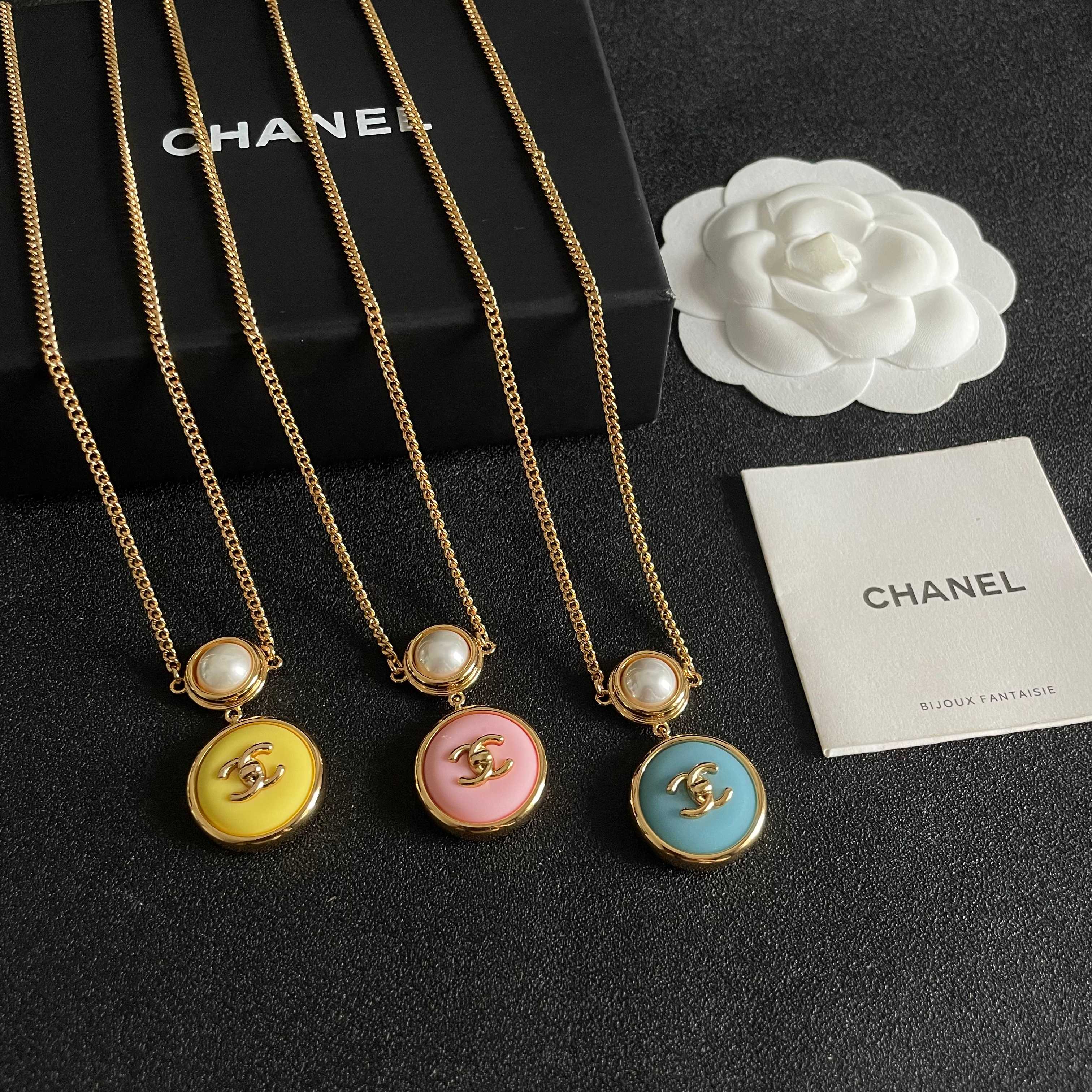 シャネル「CHANEL」アクセサリー