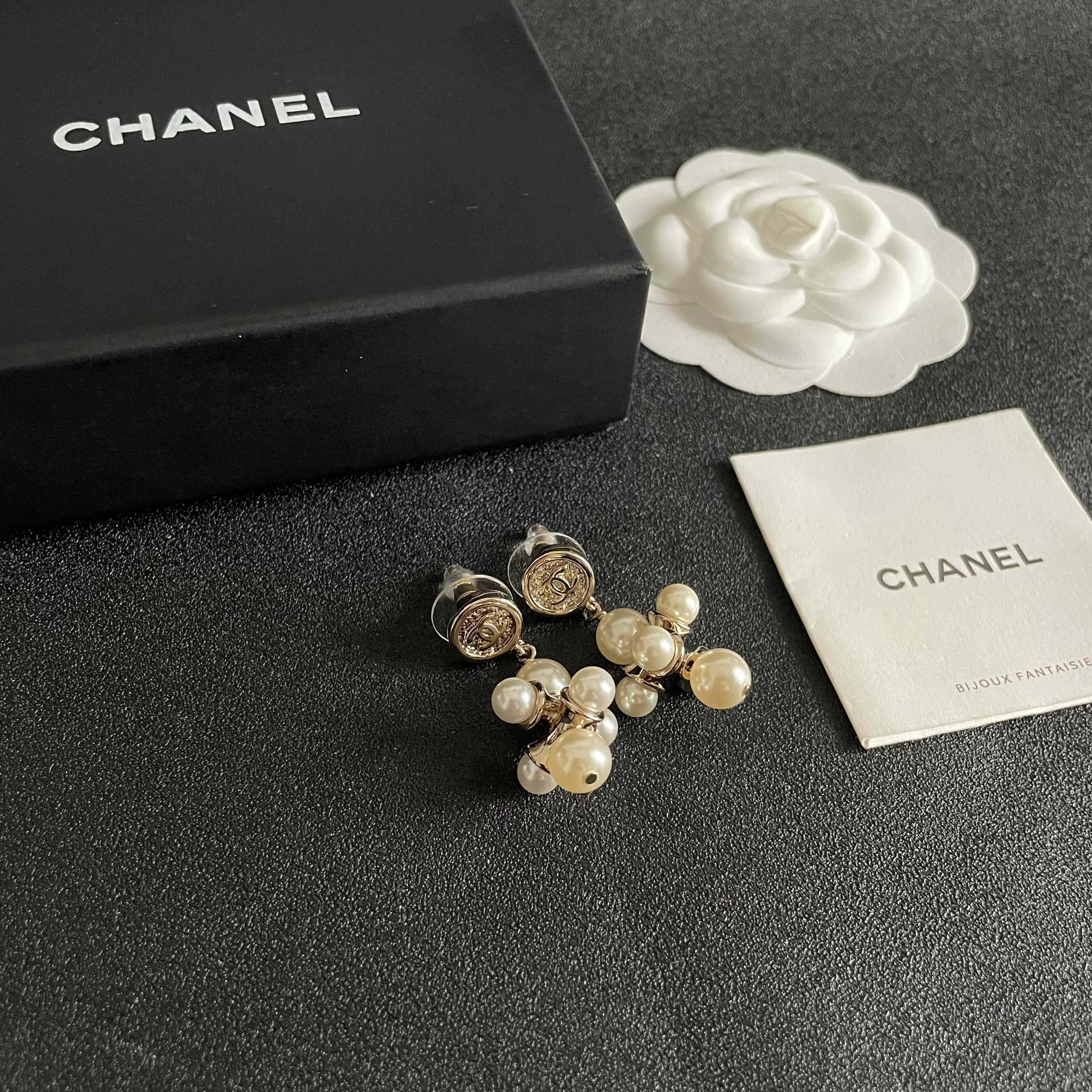シャネル「CHANEL」ピアス