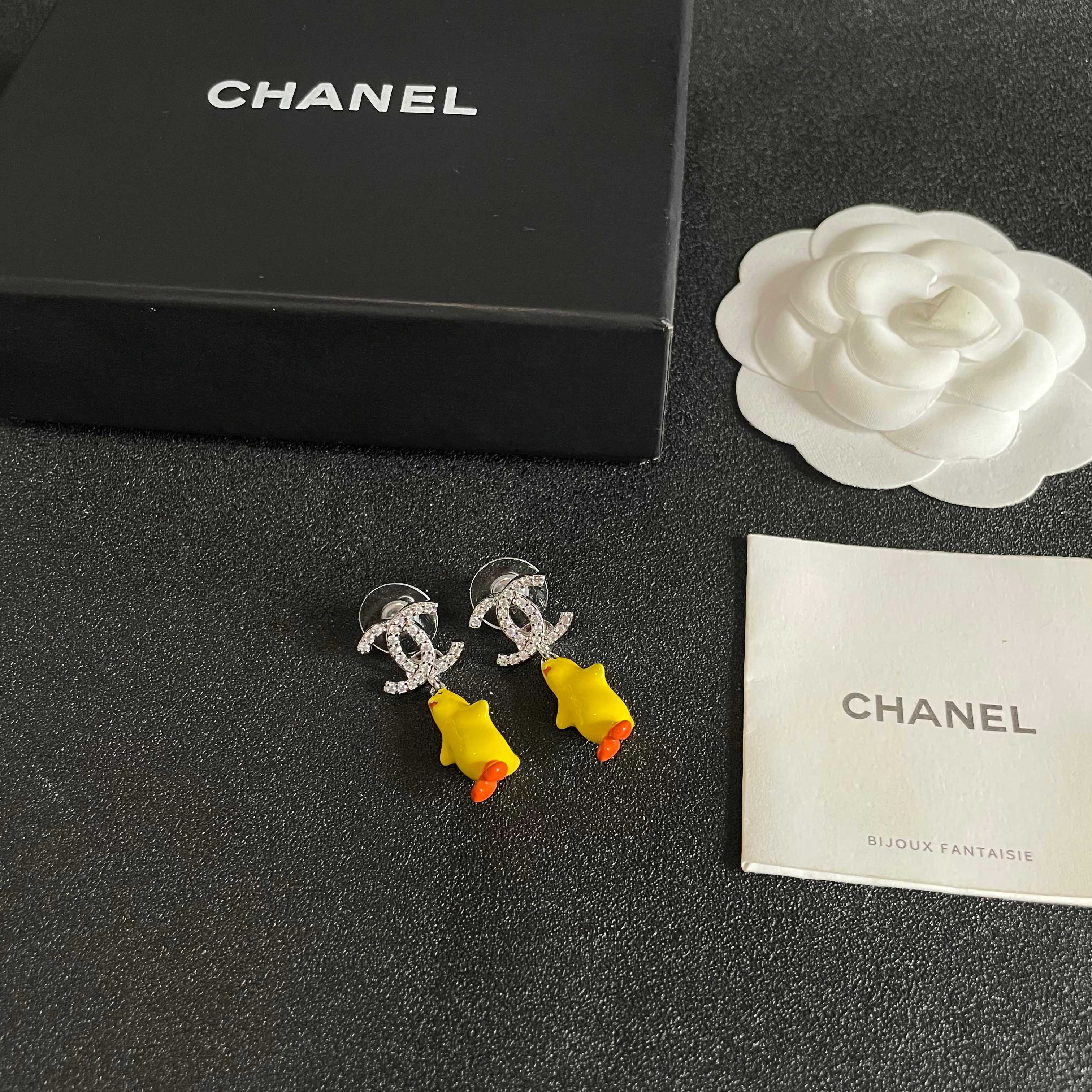 シャネル「CHANEL」ピアス