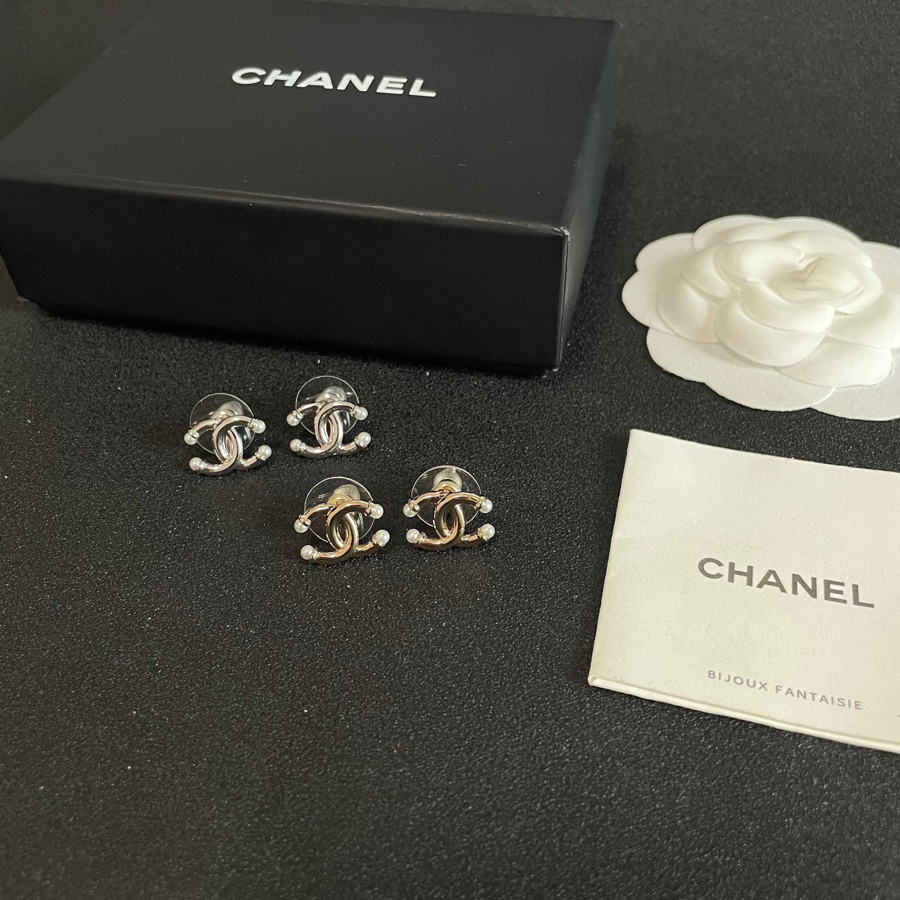 シャネル「CHANEL」ピアス
