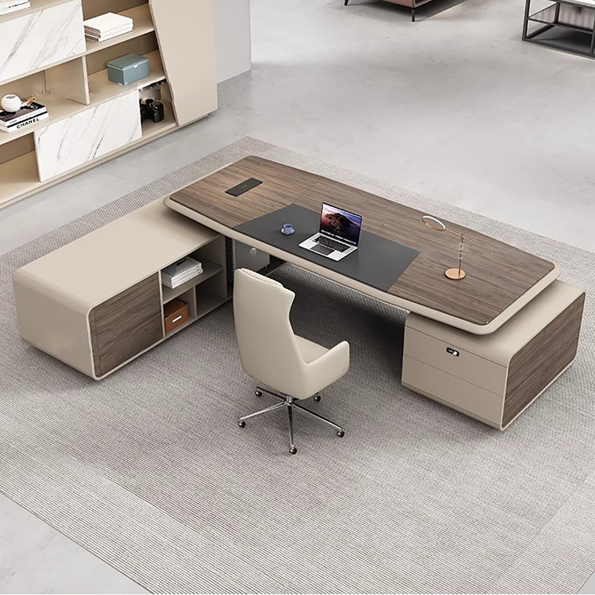 Lacquered Executive Desk in Light Luxury for Boss Office