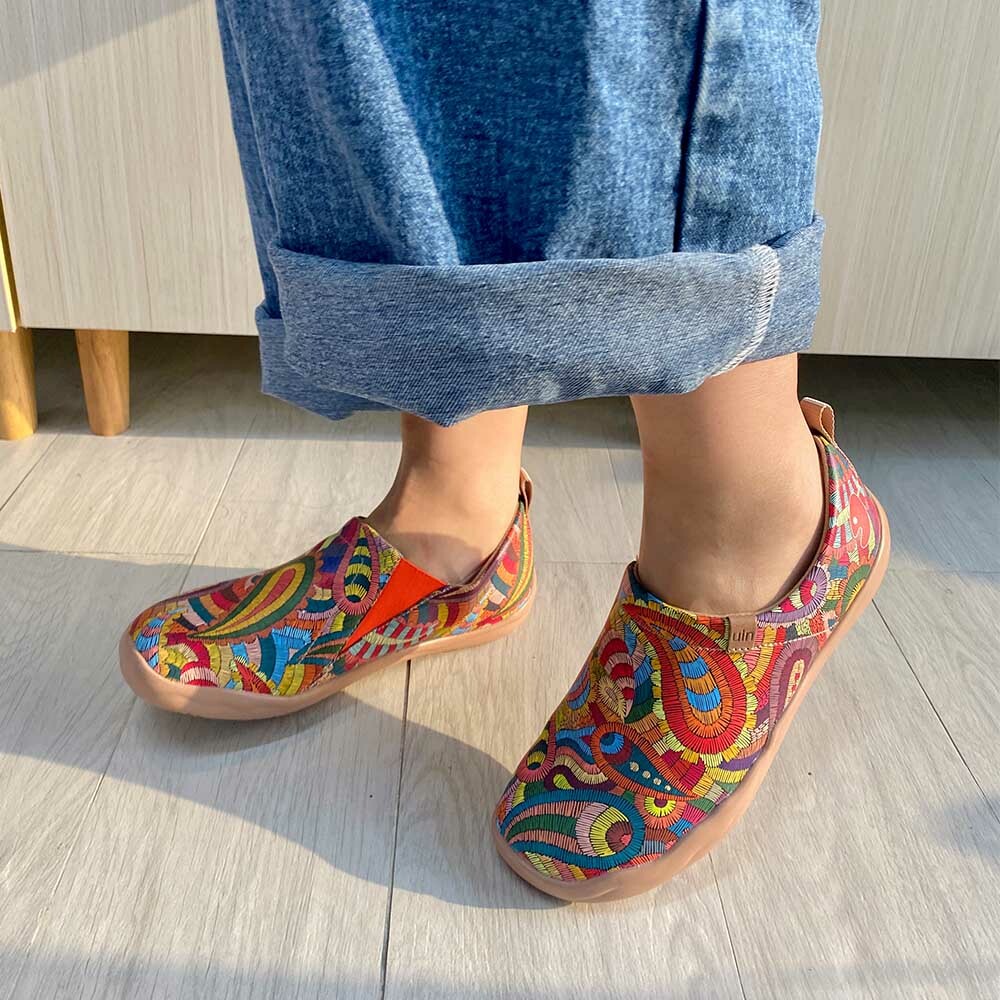A coffee run in your favorite shoes