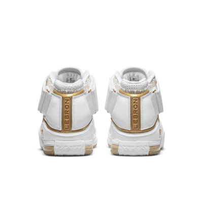 Nike Zoom LeBron 2