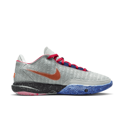 LeBron 20