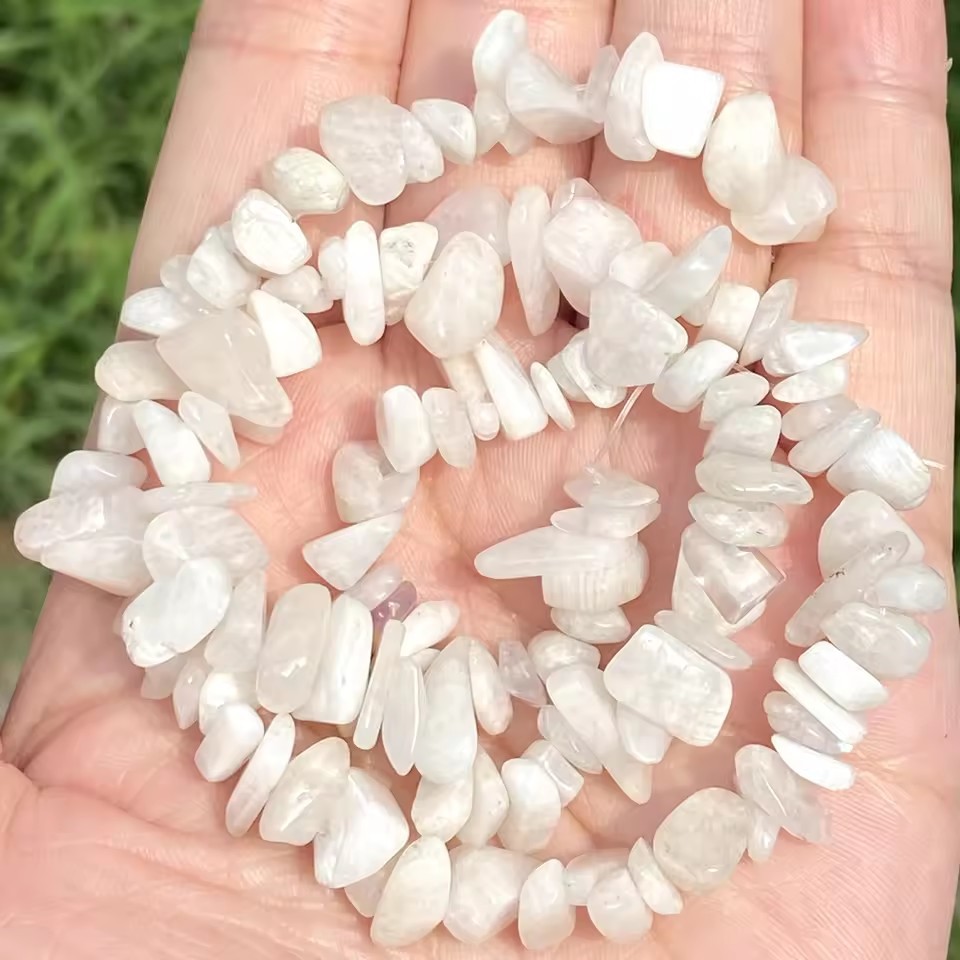 Wholesale Natural Crystal Chips Beads, Irregular Tumbled Gemstone Beads, Amethyst Garnet Loose Beads for DIY Bracelet Necklace Jewelry Making, 5-8mm
