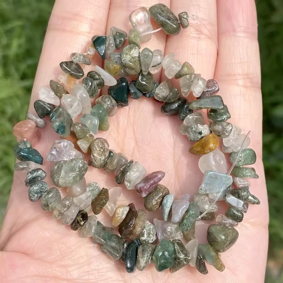 Wholesale Natural Crystal Chips Beads, Irregular Tumbled Gemstone Beads, Amethyst Garnet Loose Beads for DIY Bracelet Necklace Jewelry Making, 5-8mm