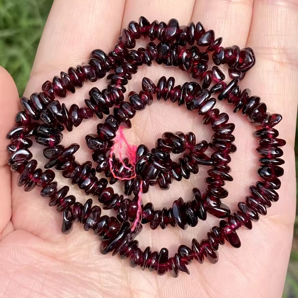 Wholesale Natural Crystal Chips Beads, Irregular Tumbled Gemstone Beads, Amethyst Garnet Loose Beads for DIY Bracelet Necklace Jewelry Making, 5-8mm