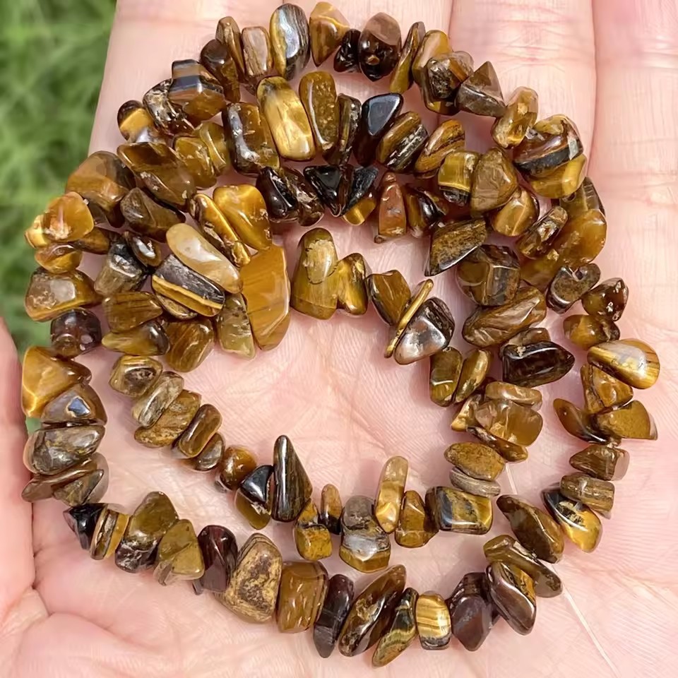 Wholesale Natural Crystal Chips Beads, Irregular Tumbled Gemstone Beads, Amethyst Garnet Loose Beads for DIY Bracelet Necklace Jewelry Making, 5-8mm