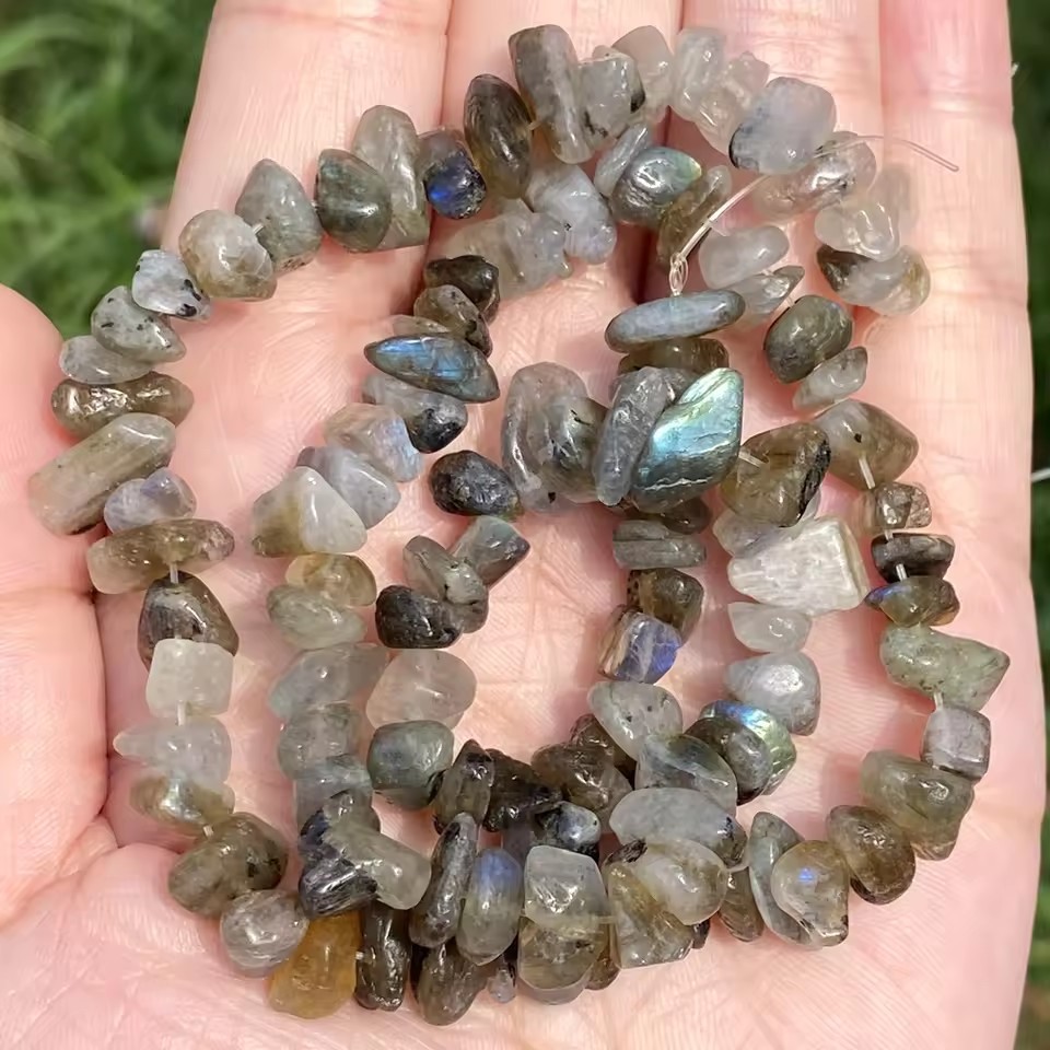 Wholesale Natural Crystal Chips Beads, Irregular Tumbled Gemstone Beads, Amethyst Garnet Loose Beads for DIY Bracelet Necklace Jewelry Making, 5-8mm