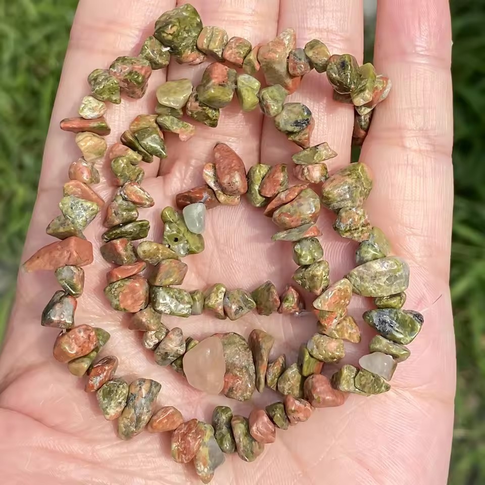 Wholesale Natural Crystal Chips Beads, Irregular Tumbled Gemstone Beads, Amethyst Garnet Loose Beads for DIY Bracelet Necklace Jewelry Making, 5-8mm