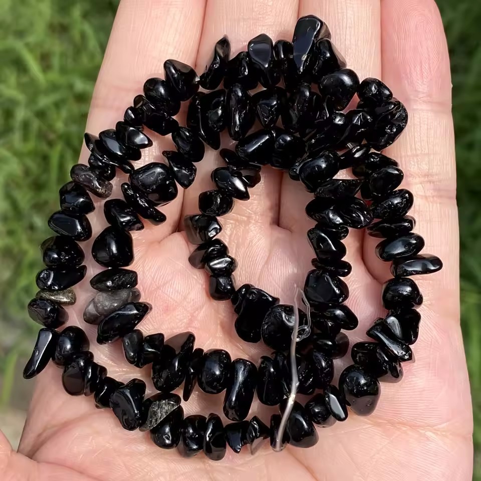 Wholesale Natural Crystal Chips Beads, Irregular Tumbled Gemstone Beads, Amethyst Garnet Loose Beads for DIY Bracelet Necklace Jewelry Making, 5-8mm