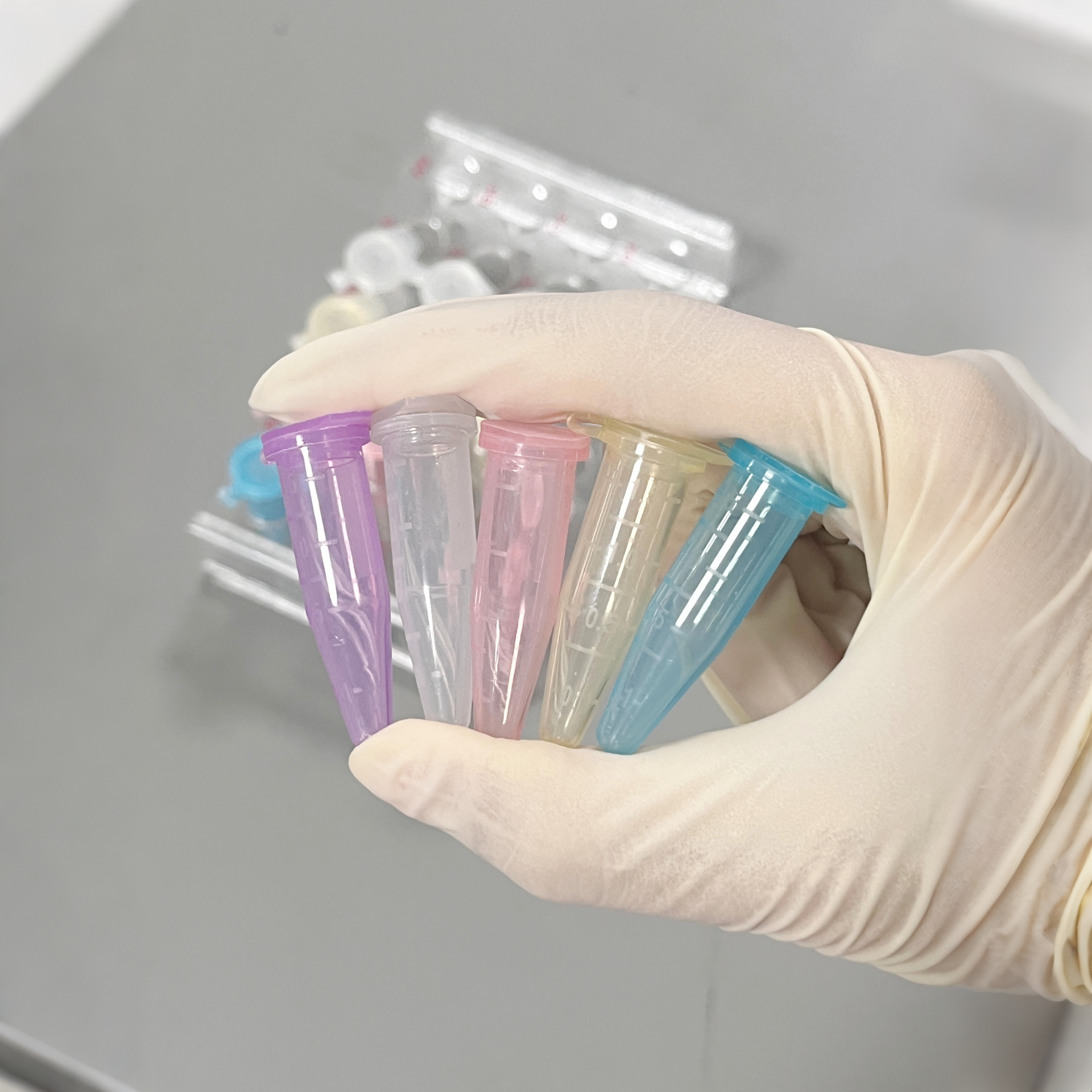 1.5mL Colorful Microcentrifuge Tubes, 5 Colors | Graduated Conical Bottom Tubes with Attached Caps, 500 Tubes/Pack, 5 Packs/Set