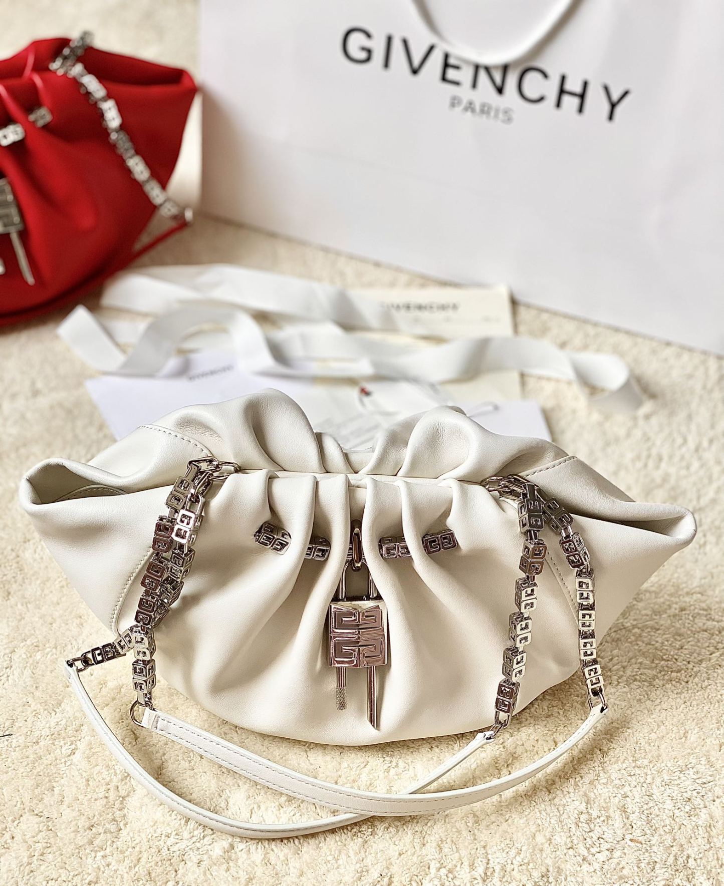 ジバンシィ「Givenchy」バッグ レディースファッションハンドバッグとショルダーバッグ