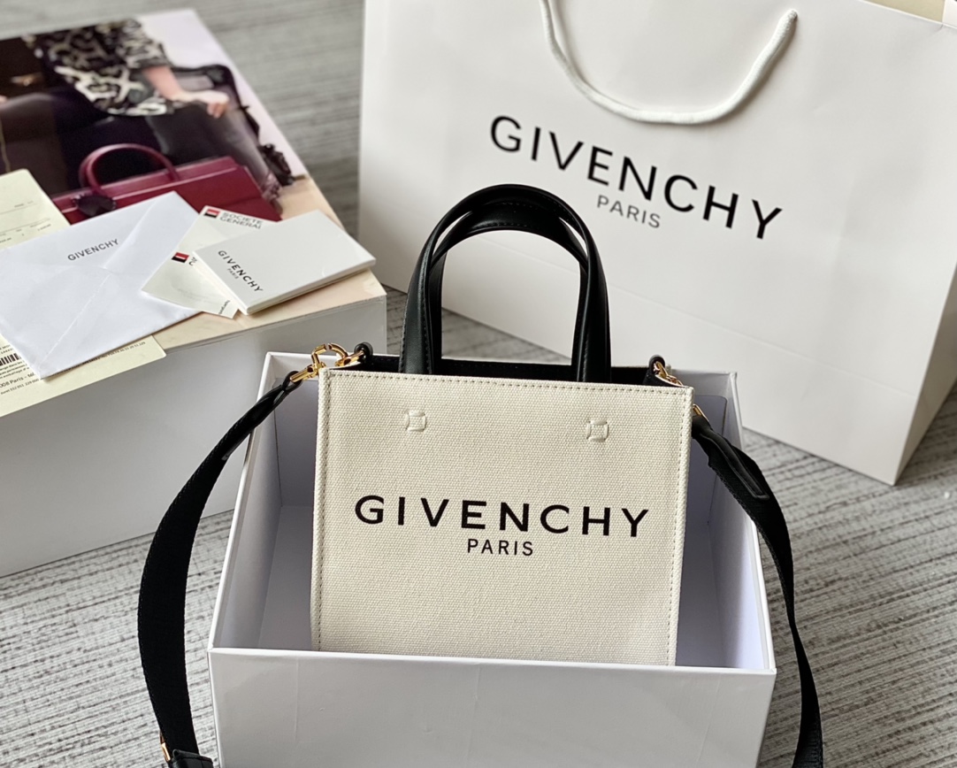 ジバンシィ「Givenchy」バッグ レディース おしゃれ ショルダーバッグ