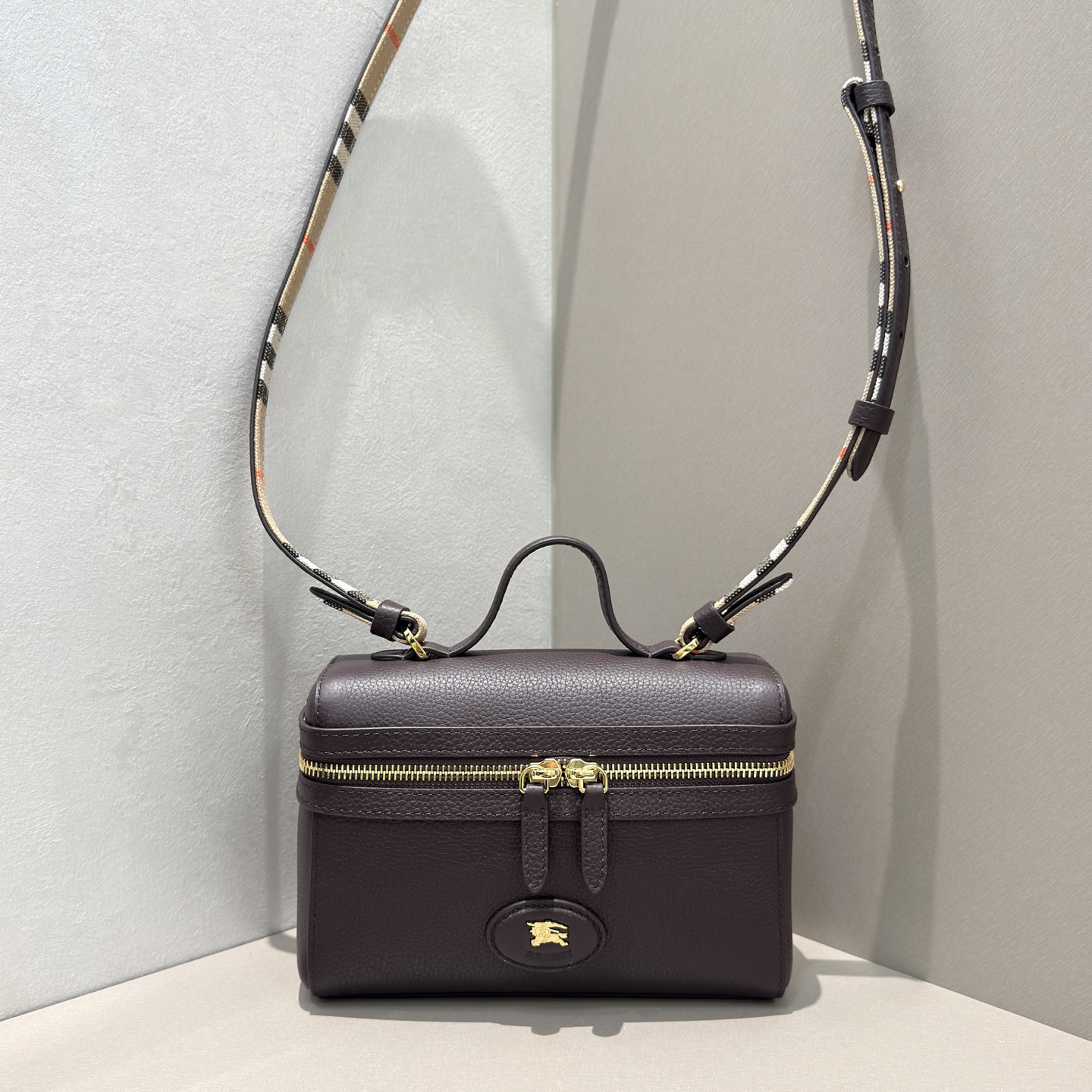 バーバリー「Burberry」バッグ レディース おしゃれ ショルダーバッグ