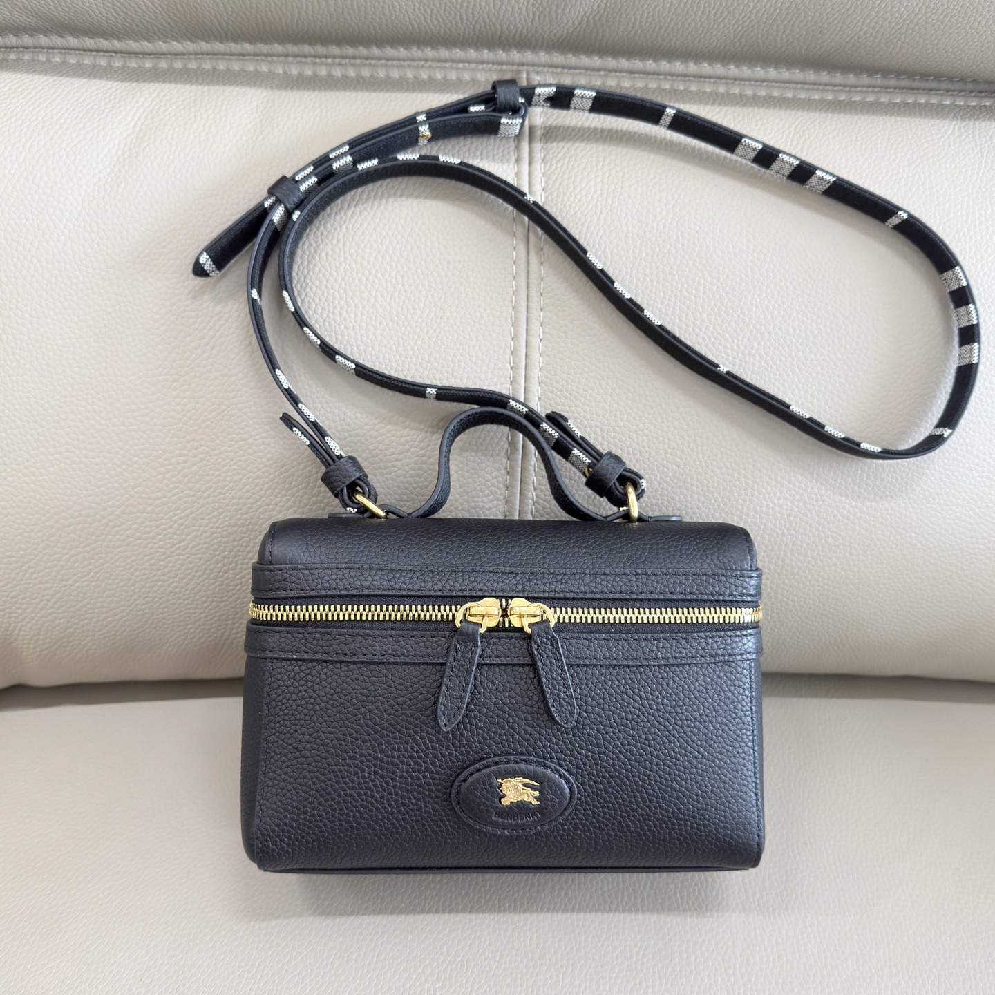 バーバリー「Burberry」バッグ レディース おしゃれ ショルダーバッグ