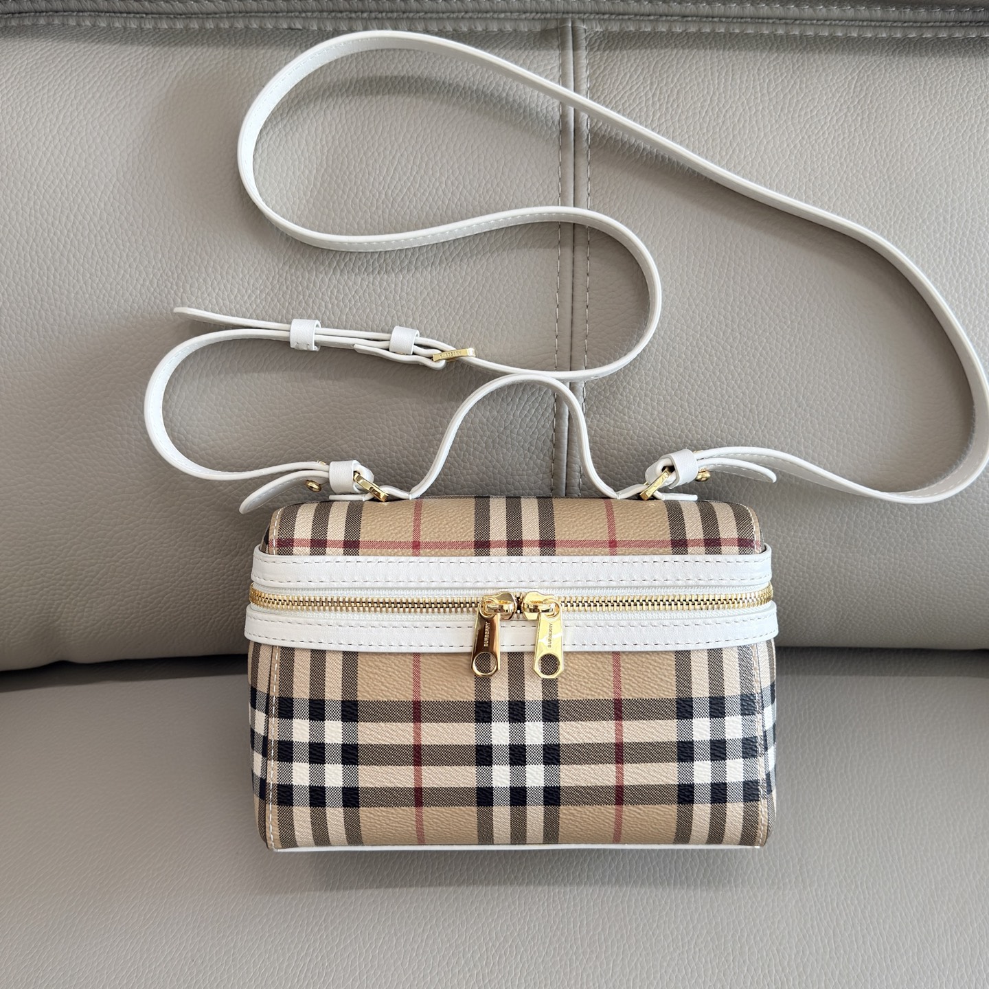 バーバリー「Burberry」バッグ レディース おしゃれ ショルダーバッグ