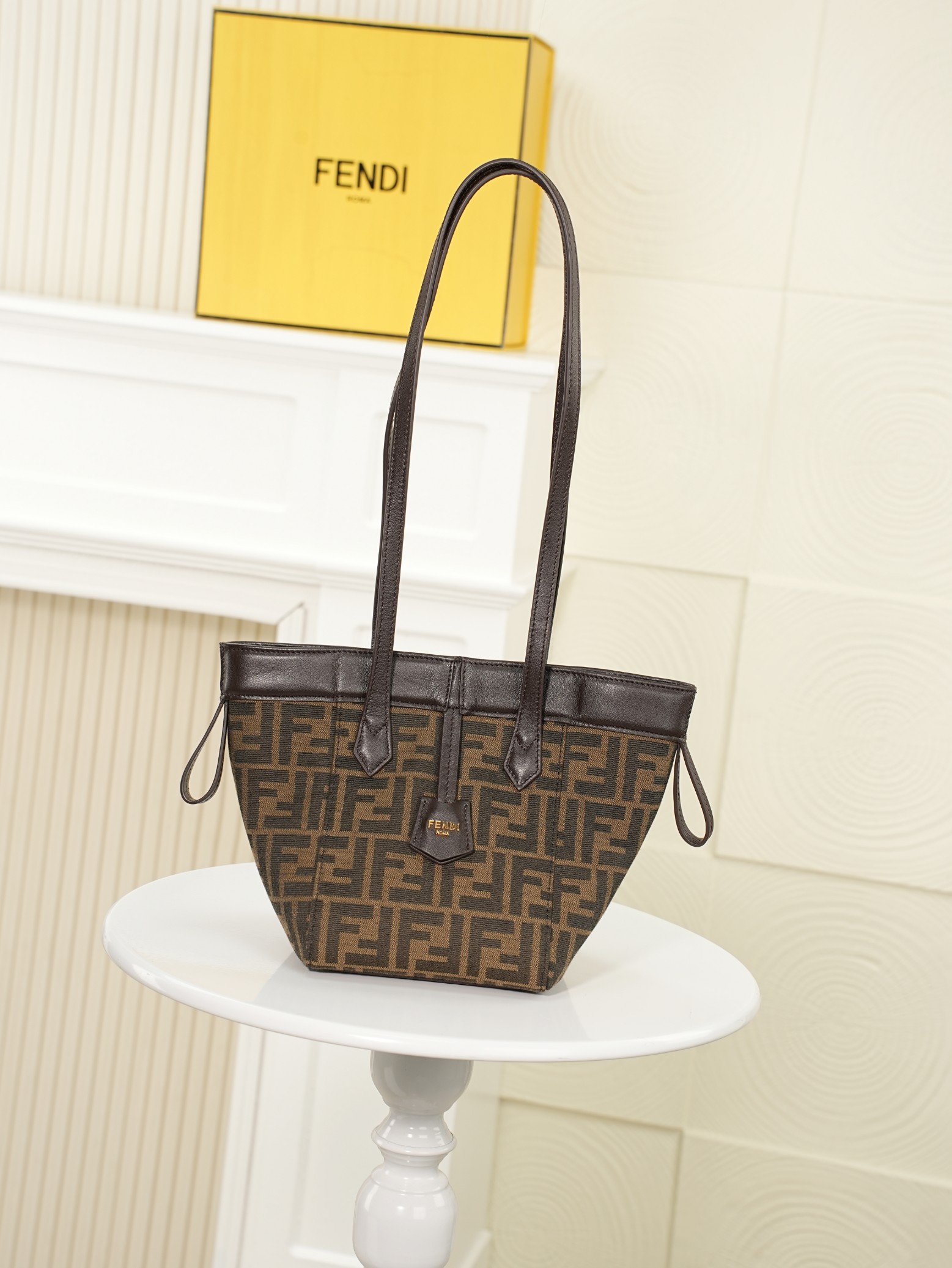 フェンディ「Fendi」レディースバッグ