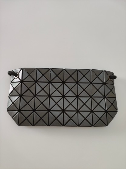 イッセイミヤケ「Issey Miyake」バッグ レディース おしゃれ ショルダーバッグ