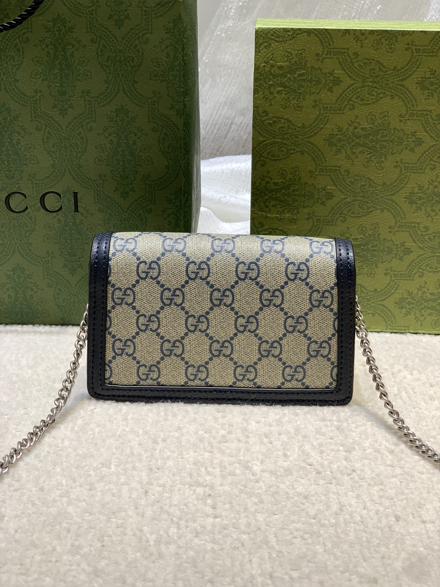 グッチ「Gucci」バッグ レディース おしゃれ ショルダーバッグ