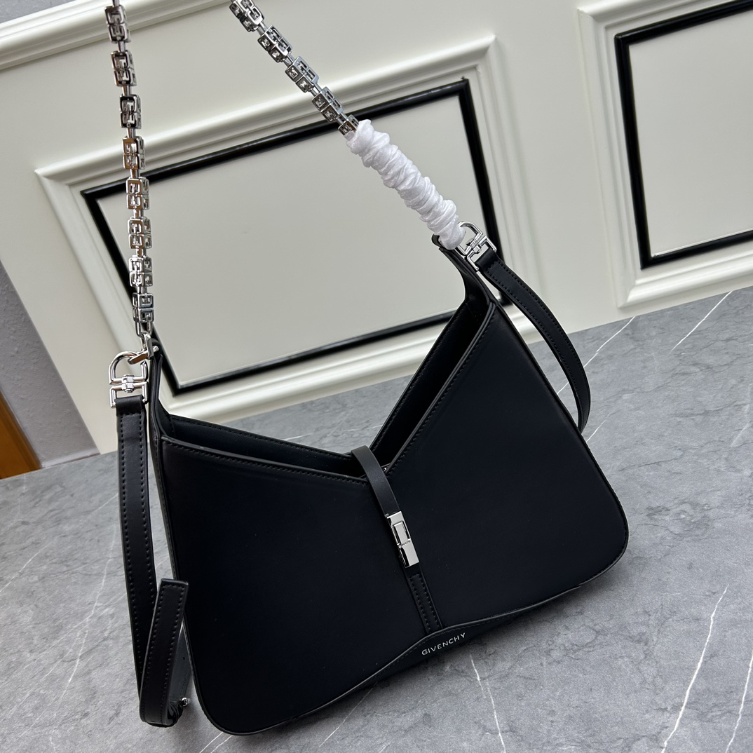 ジバンシィ「Givenchy」バッグ レディース おしゃれ ショルダーバッグ