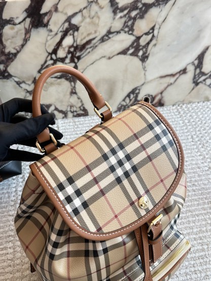 バーバリー「Burberry」バッグ レディースファッションバックパック