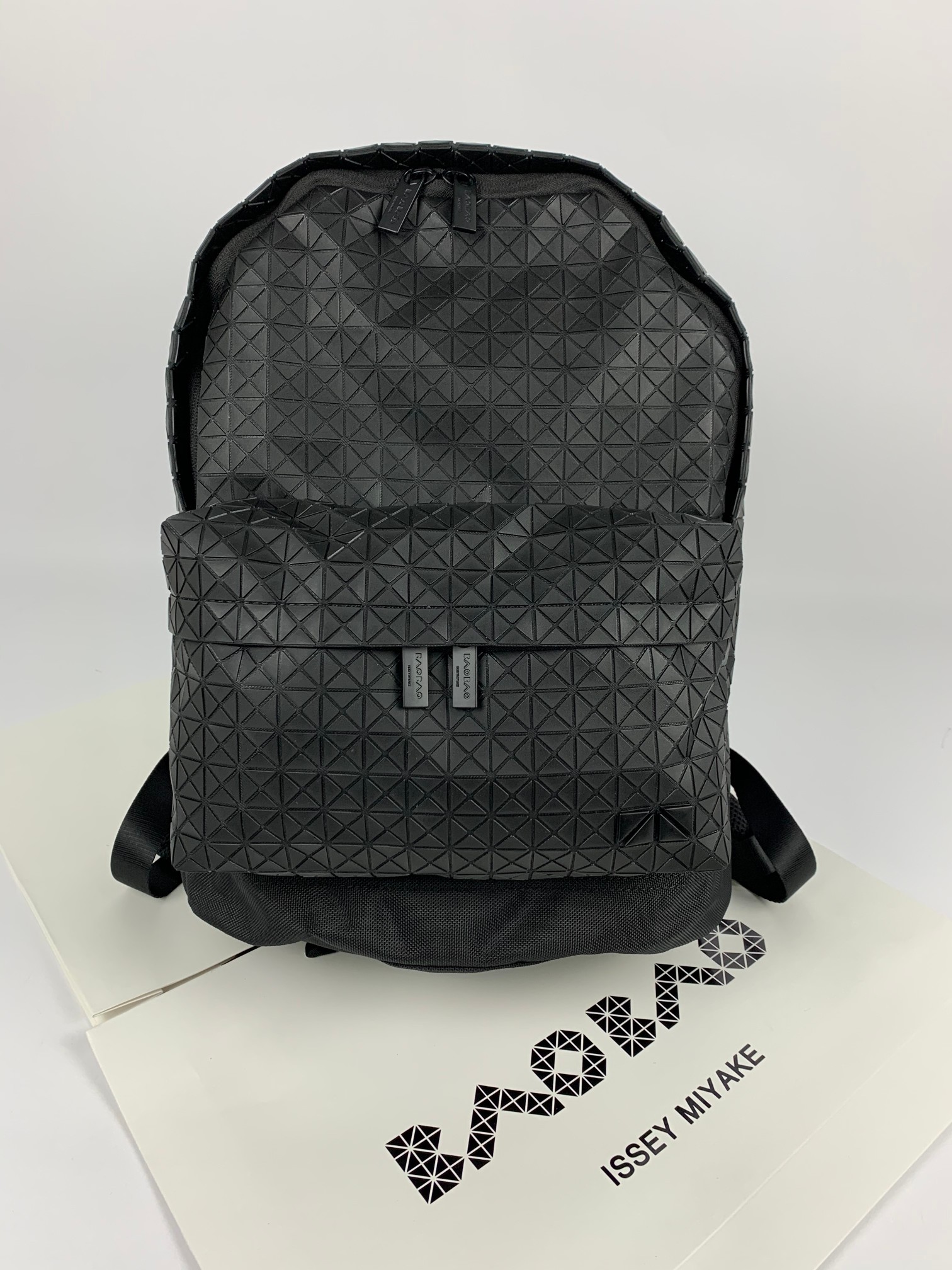 イッセイミヤケ「Issey Miyake」バッグ おしゃれなメンズリュックサック