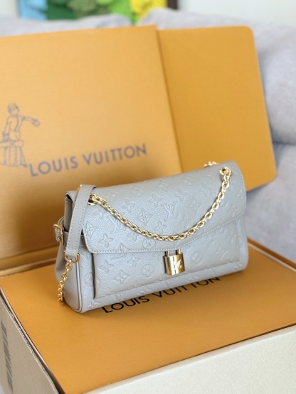 ルイ・ヴィトン「Louis Vuitton」バッグ レディース おしゃれ ショルダーバッグ