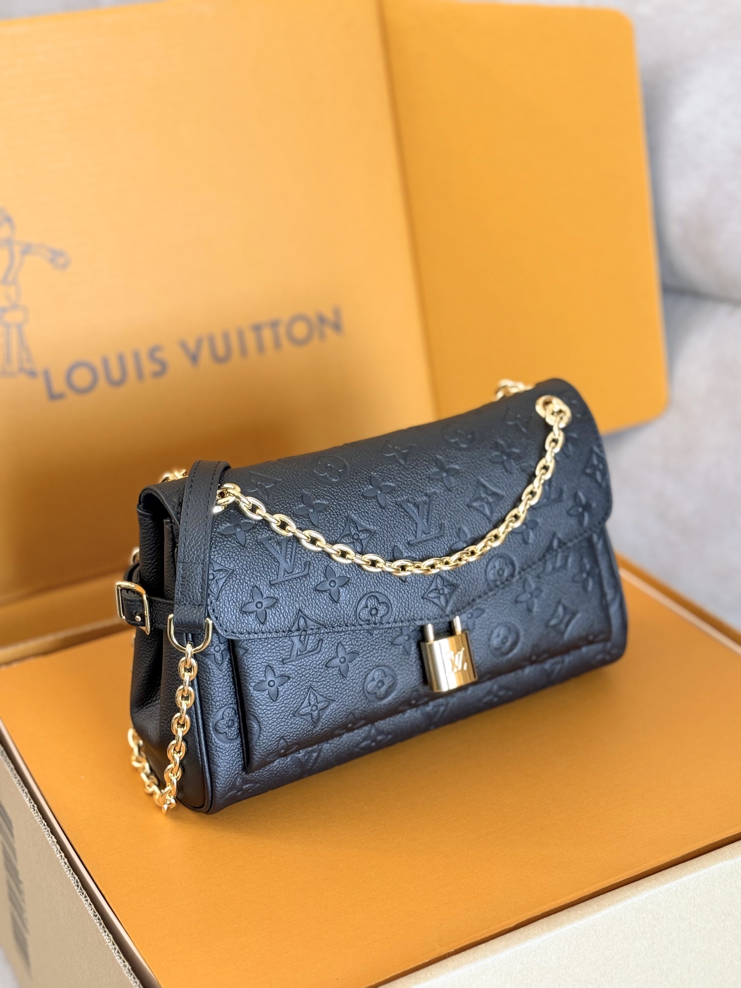 ルイ・ヴィトン「Louis Vuitton」バッグ レディース おしゃれ ショルダーバッグ