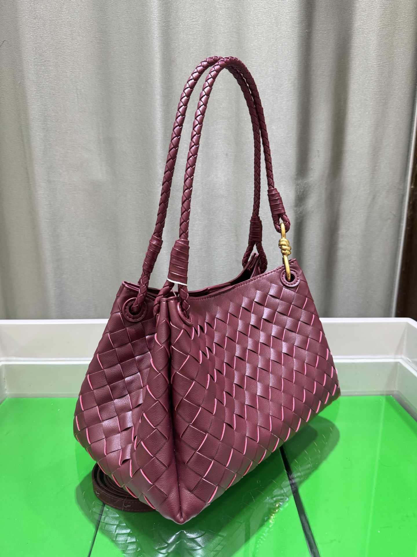 ボッテガ ヴェネタ「Bottega Veneta」バッグ レディース おしゃれ ショルダーバッグ
