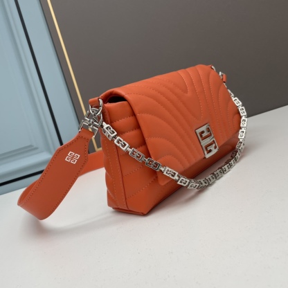ジバンシィ「Givenchy」バッグ レディース おしゃれ ショルダーバッグ