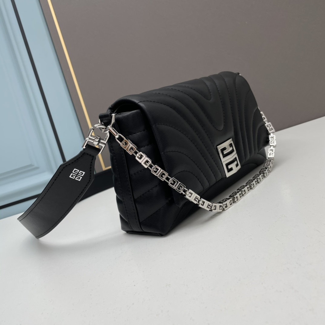 ジバンシィ「Givenchy」バッグ レディース おしゃれ ショルダーバッグ