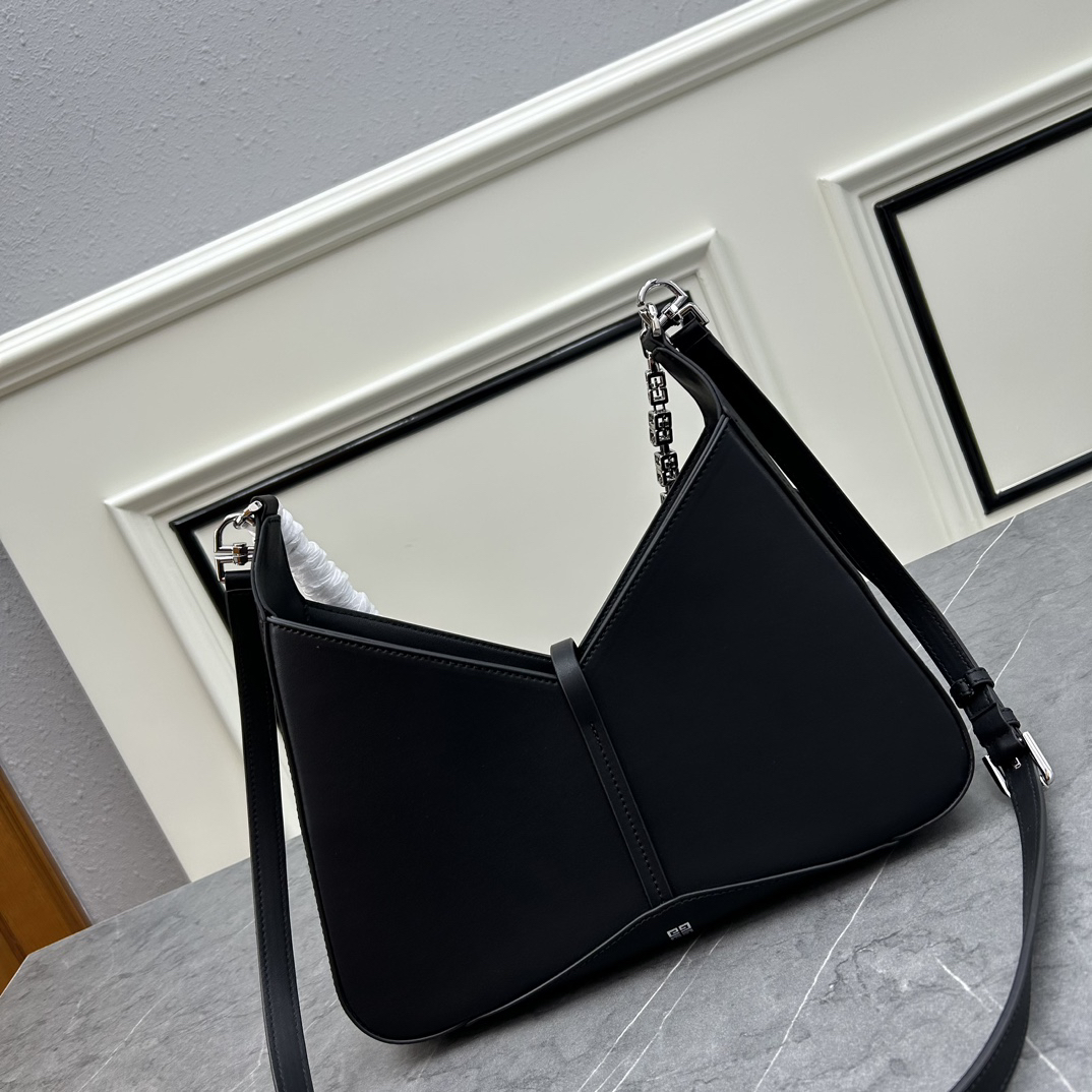 ジバンシィ「Givenchy」バッグ レディース おしゃれ ショルダーバッグ