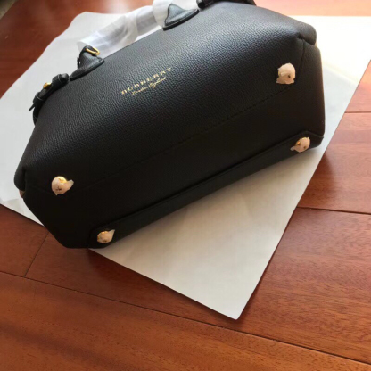 バーバリー「Burberry」バッグ レディース おしゃれ ショルダーバッグ