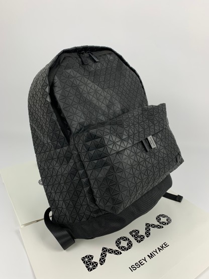 イッセイミヤケ「Issey Miyake」バッグ おしゃれなメンズリュックサック