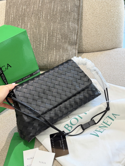 ボッテガ ヴェネタ「Bottega Veneta」バッグ レディース おしゃれ ショルダーバッグ