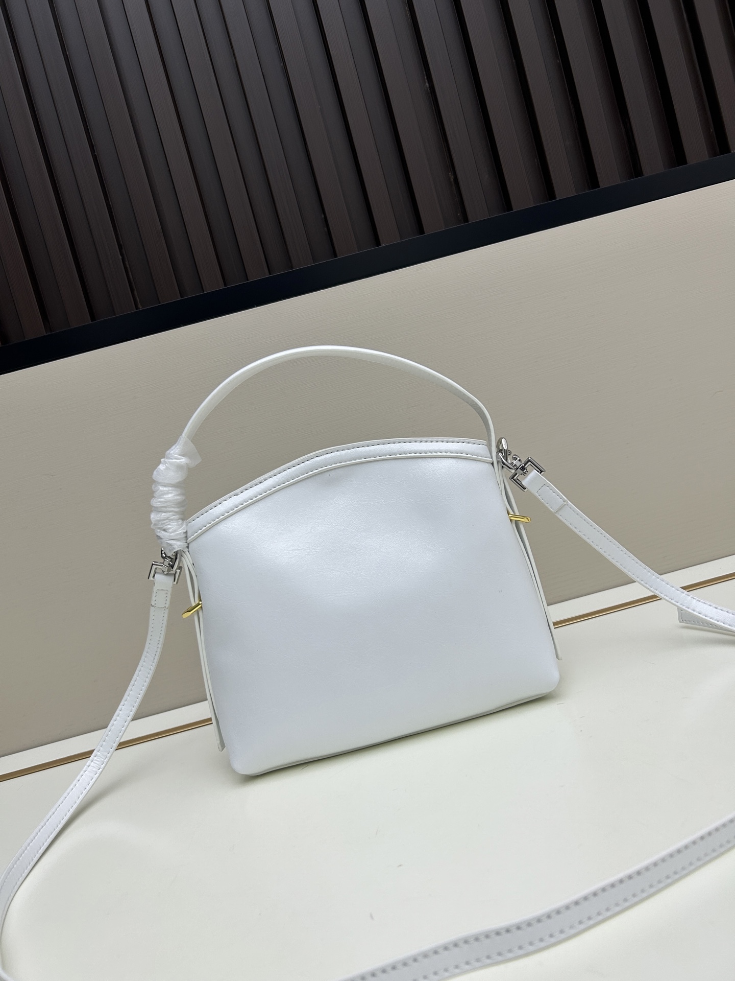 ジバンシィ「Givenchy」バッグ レディース おしゃれ ショルダーバッグ