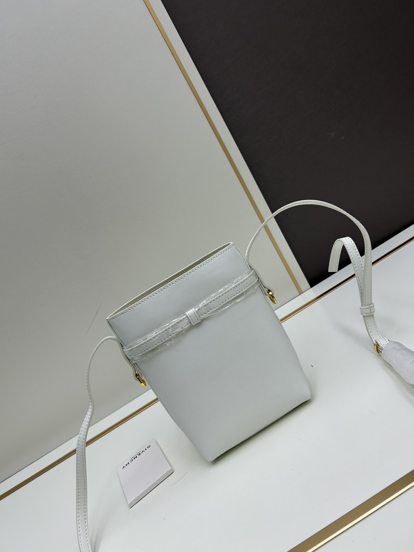 ジバンシィ「Givenchy」バッグ レディース おしゃれ ショルダーバッグ